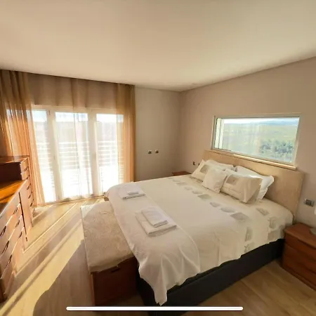 Family House In بيت للعطل الكابيديشي